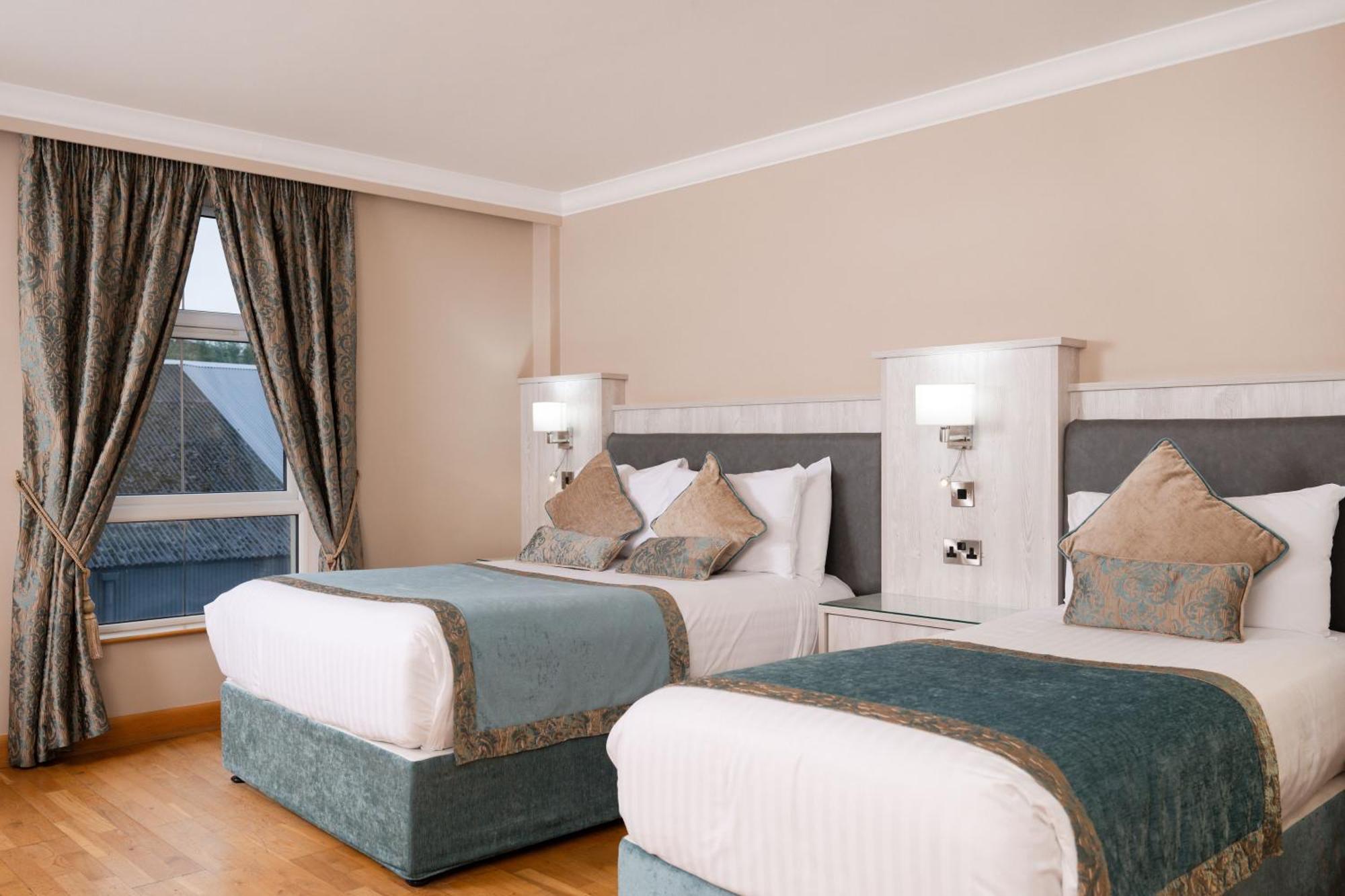 The Villa Rose Hotel & V-Spa Баллибофи Экстерьер фото